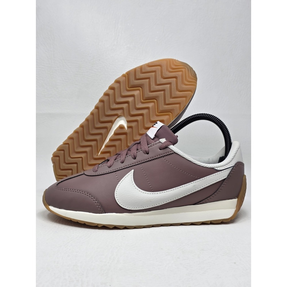 Nike Pacific Leather Shoes Womens Size 7 Smokey Mauve White HV6430-200 New